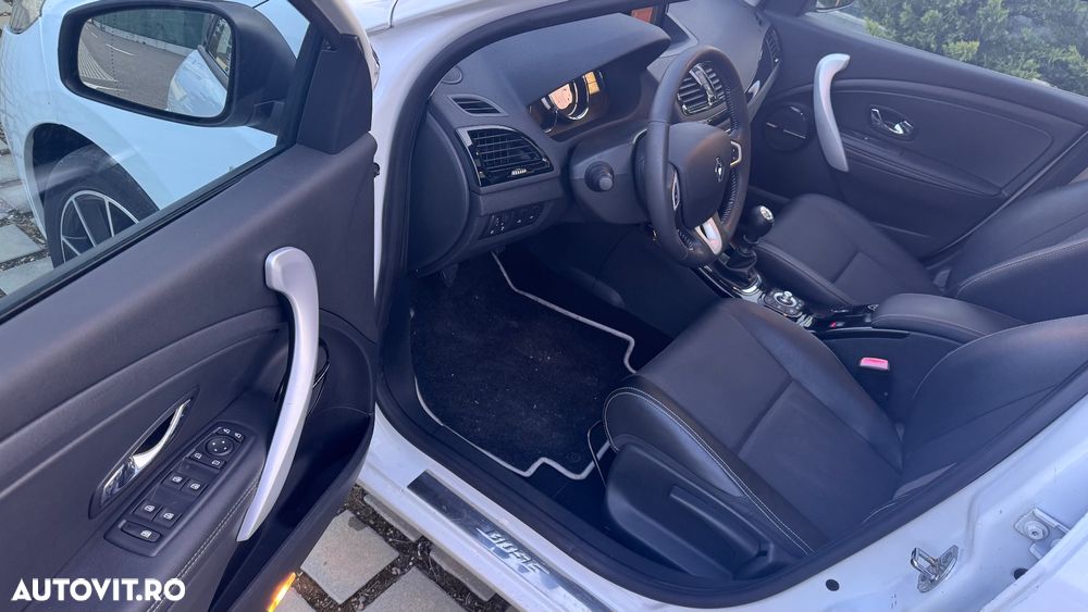 Renault Megane ENERGY dCi 110 Start & Stop Bose Edition - 5
