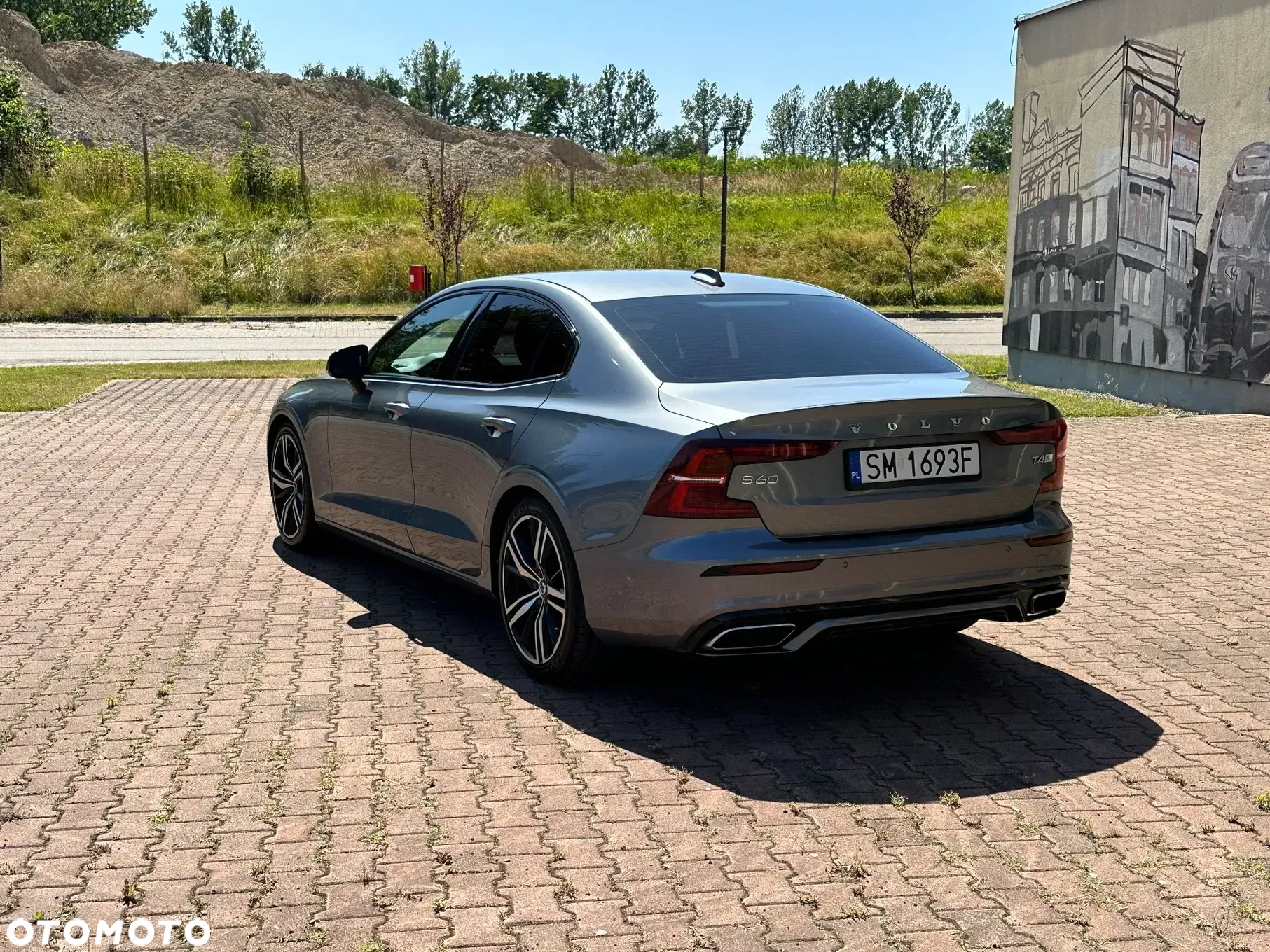 Volvo S60 T4 R-Design - 10