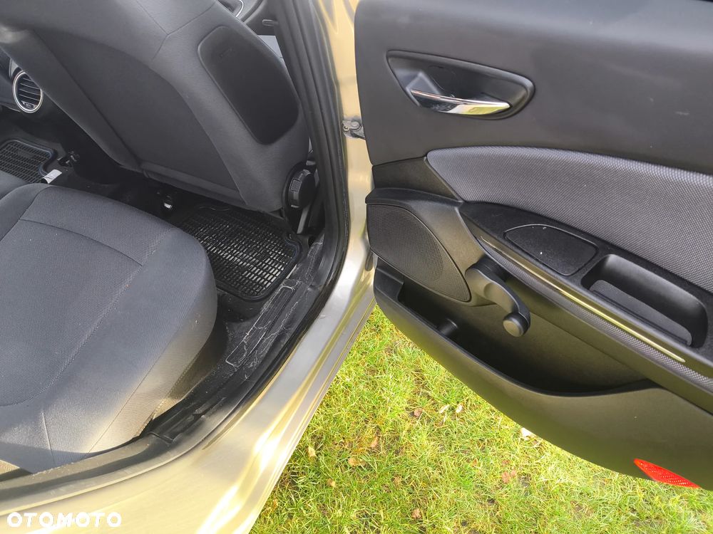 Fiat Bravo 1.9 Multijet Active - 11