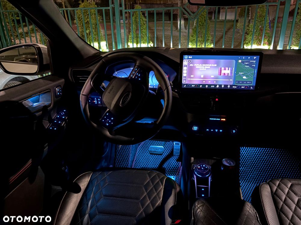 Ford Escape - 36