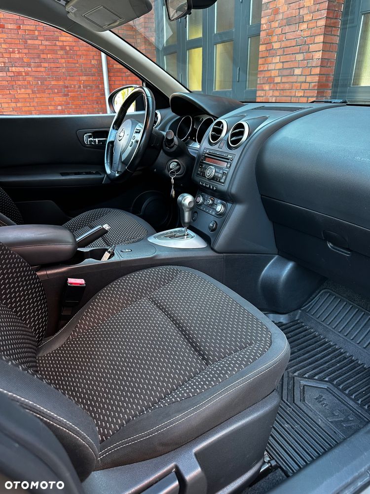 Nissan Qashqai 2.0 Tekna CVT - 18