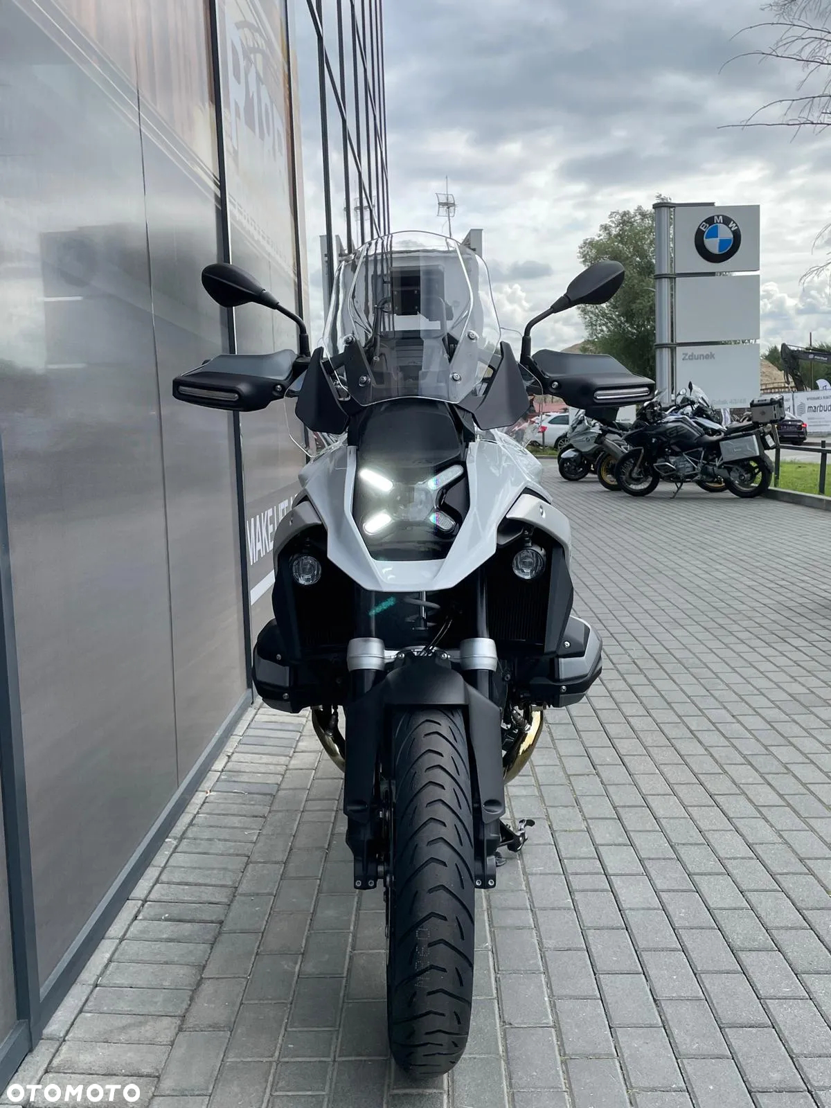 BMW R - 6
