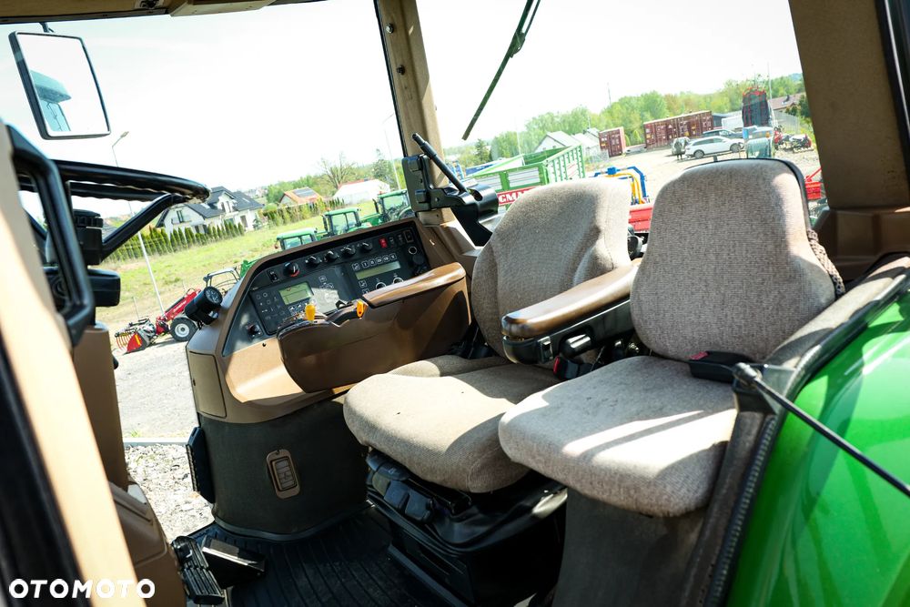 John Deere 8220 - 5