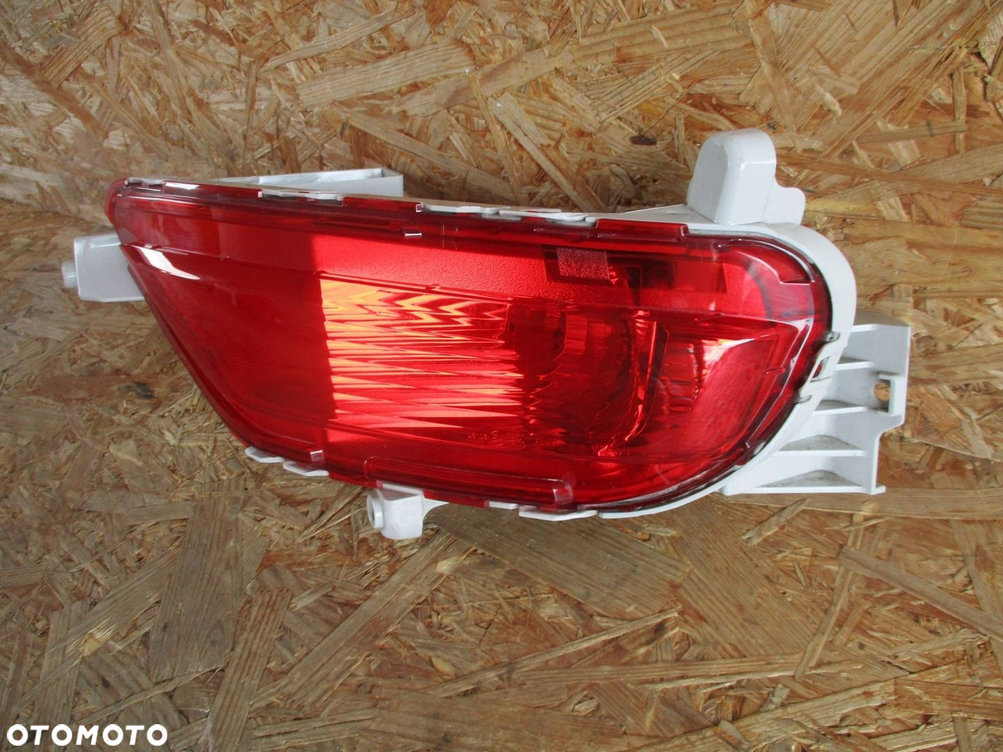 LAMPA PRZECIWMGIELNA TYLNA PRAWA MAZDA CX5 II - 3