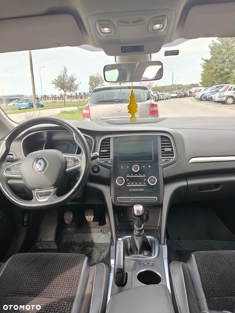 Renault Megane 1.6 SCe Intens - 22