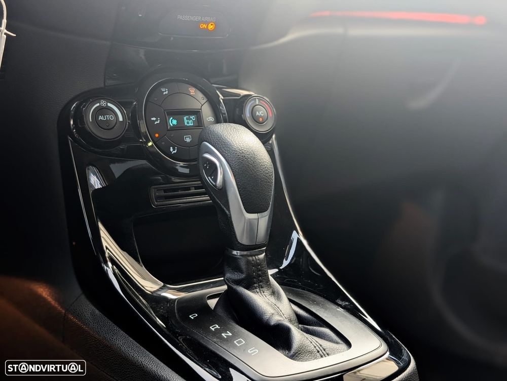 Ford Fiesta - 7