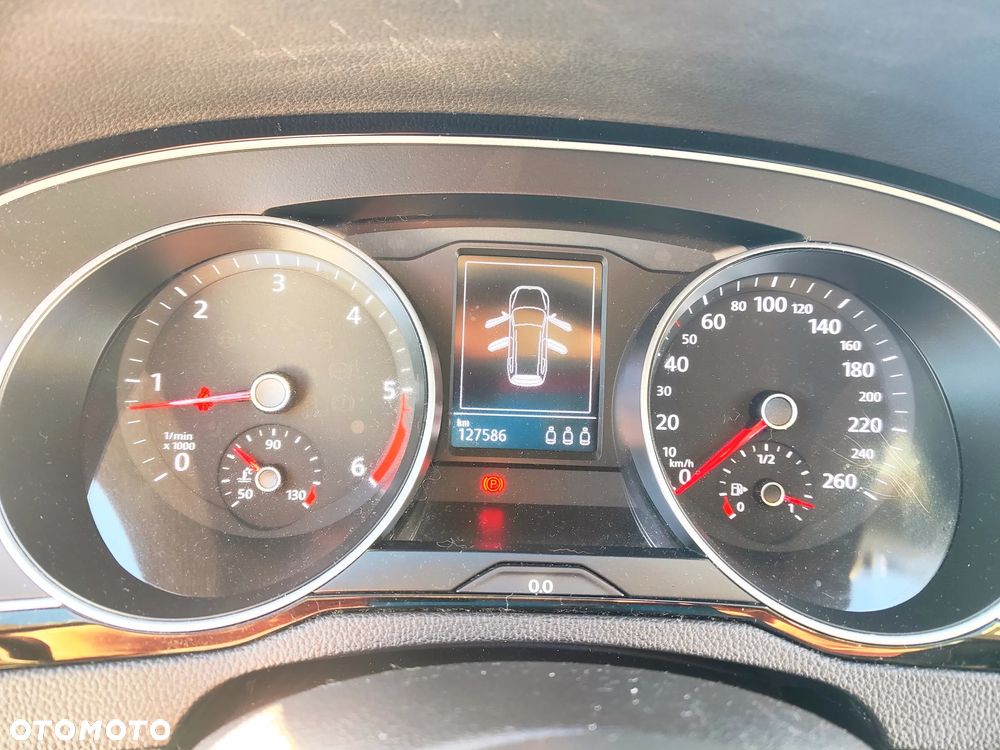 Volkswagen Passat Variant 2.0 TDI (BlueMotion Technology) Comfortline - 16