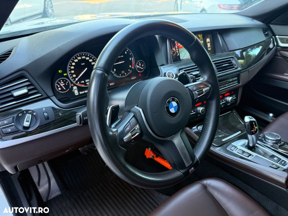 BMW Seria 5 520d AT - 10