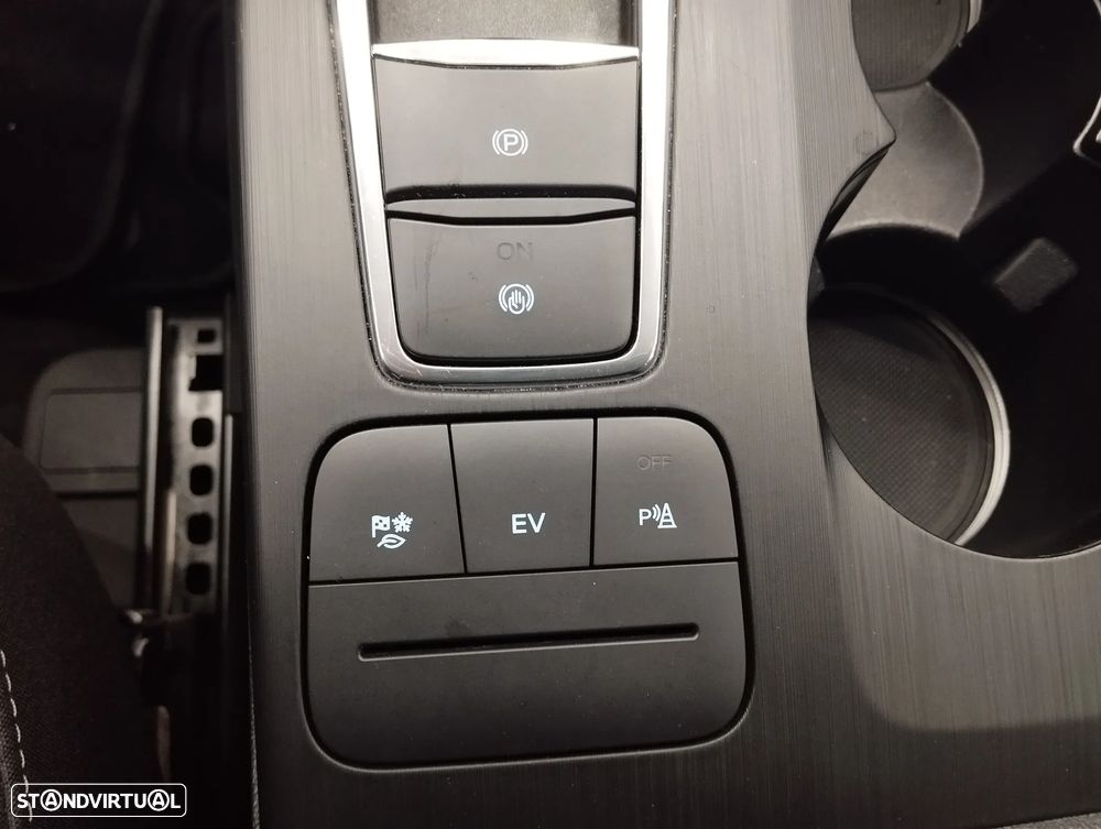 Ford Kuga 2.5 PHEV Titanium - 35