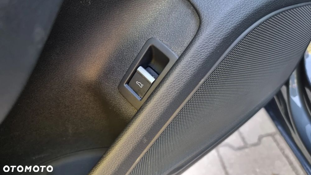 Audi A4 Avant 2.0 TFSI ultra - 36