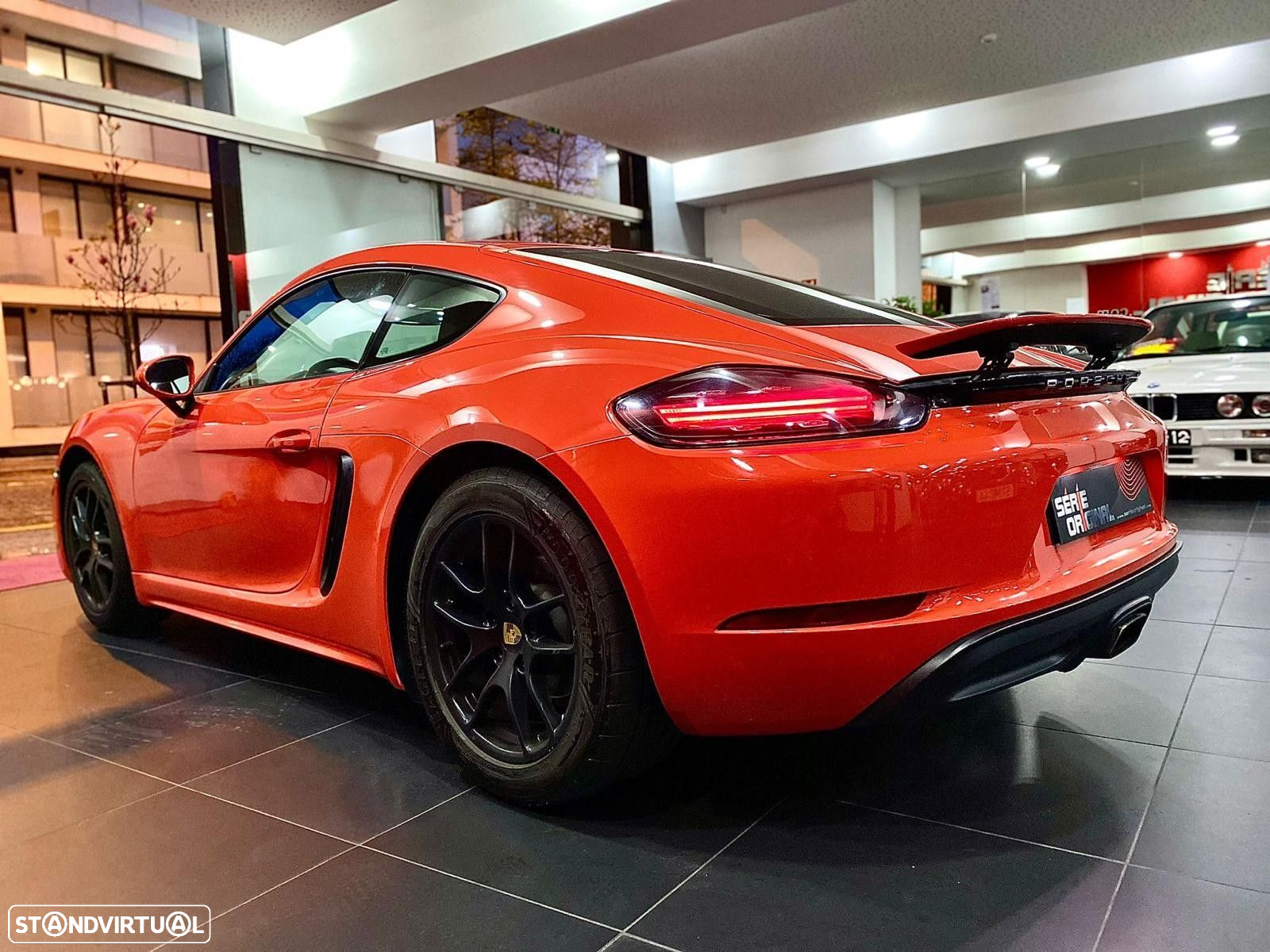 Porsche 718 Cayman 2.0 T - 11