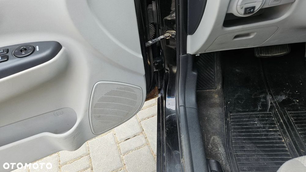 Hyundai Accent - 22