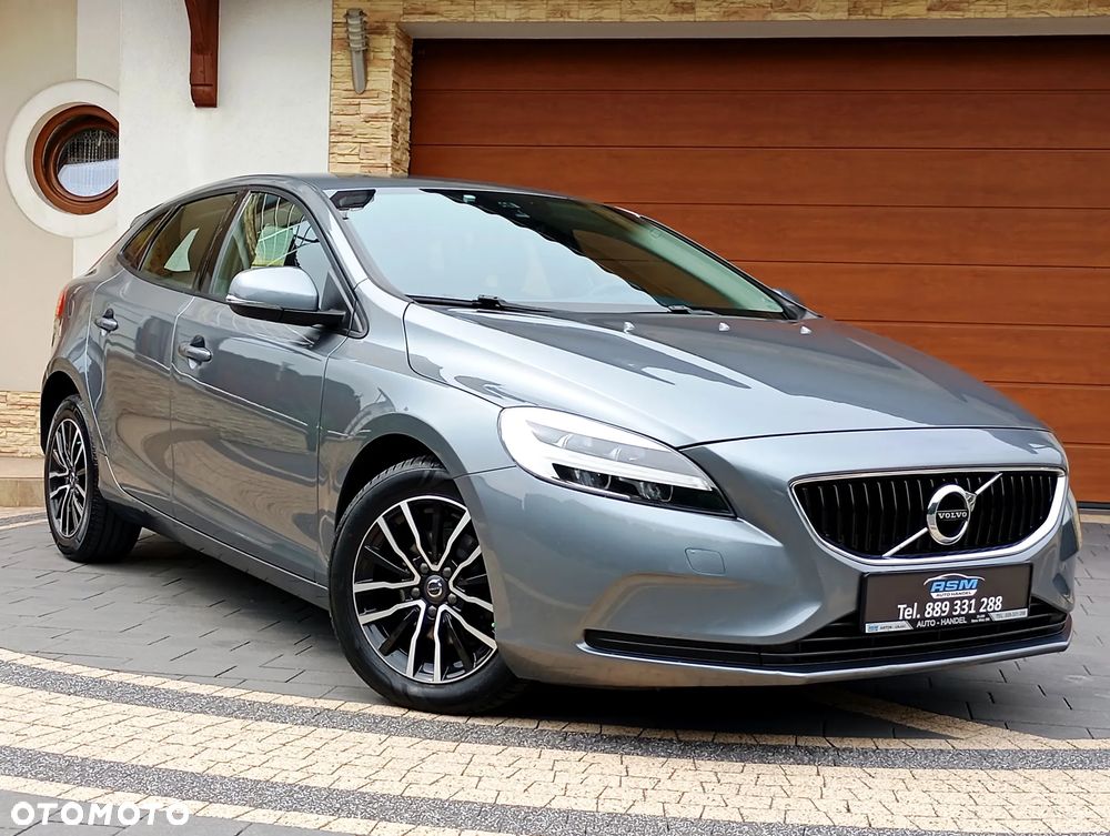Volvo V40 D2 Momentum - 4