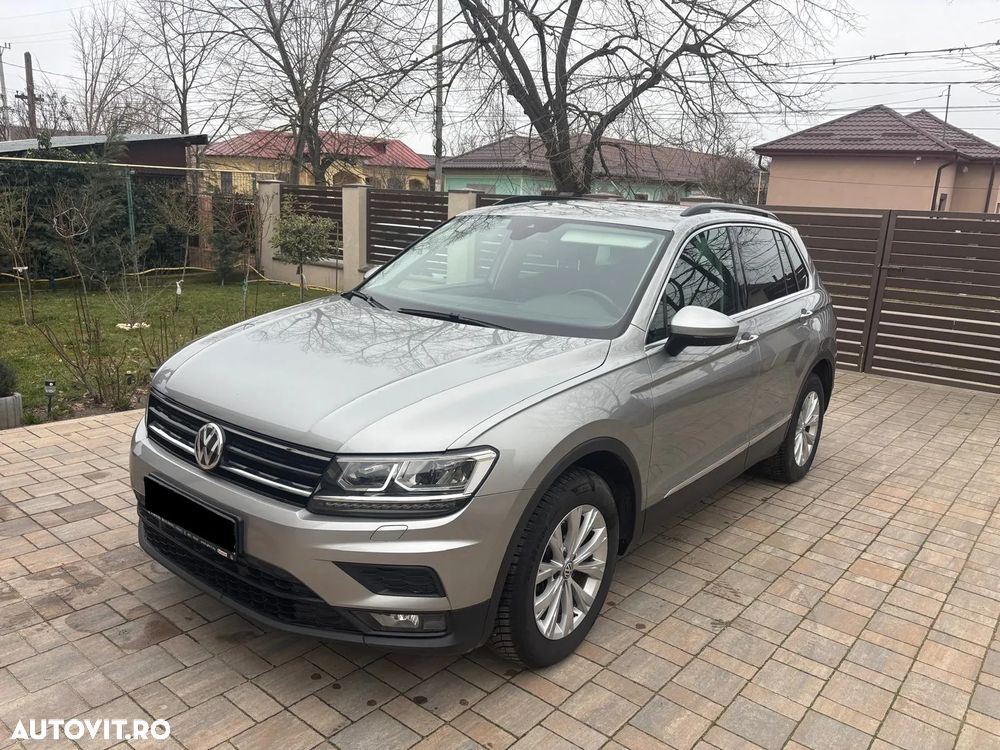Volkswagen Tiguan - 2