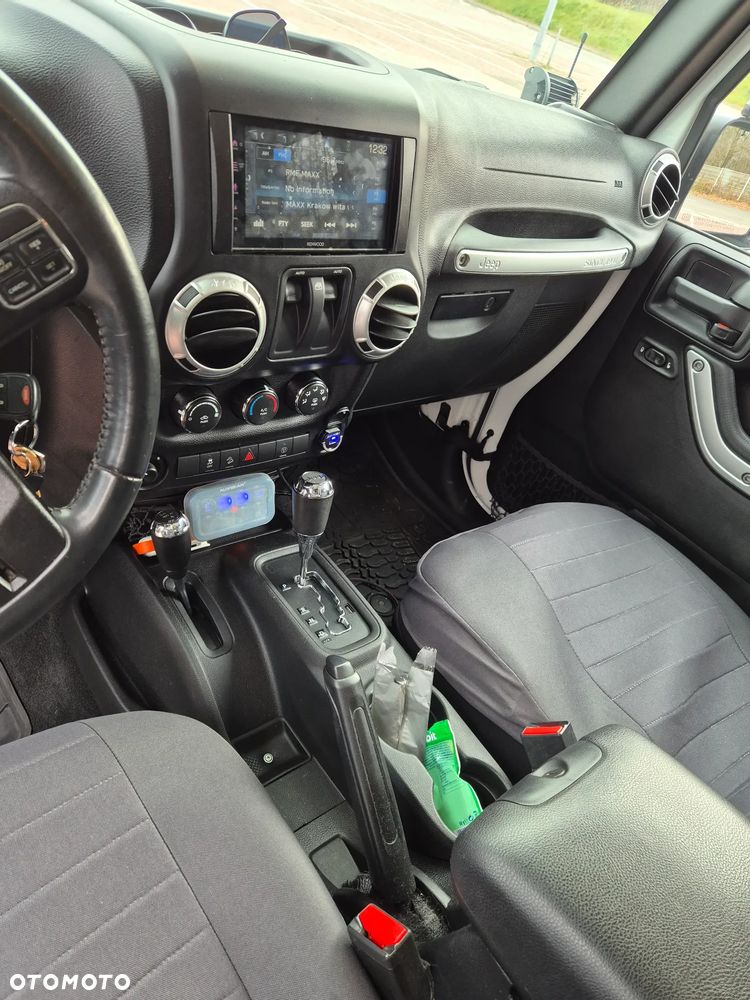Jeep Wrangler 3.6 Rubicon - 10
