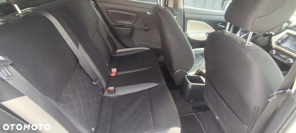 Nissan Micra 1.5 dCi Visia Plus - 16