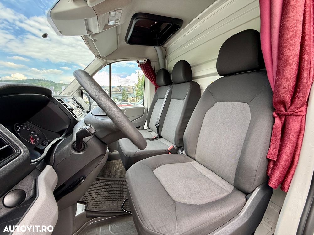 Volkswagen CRAFTER - 19