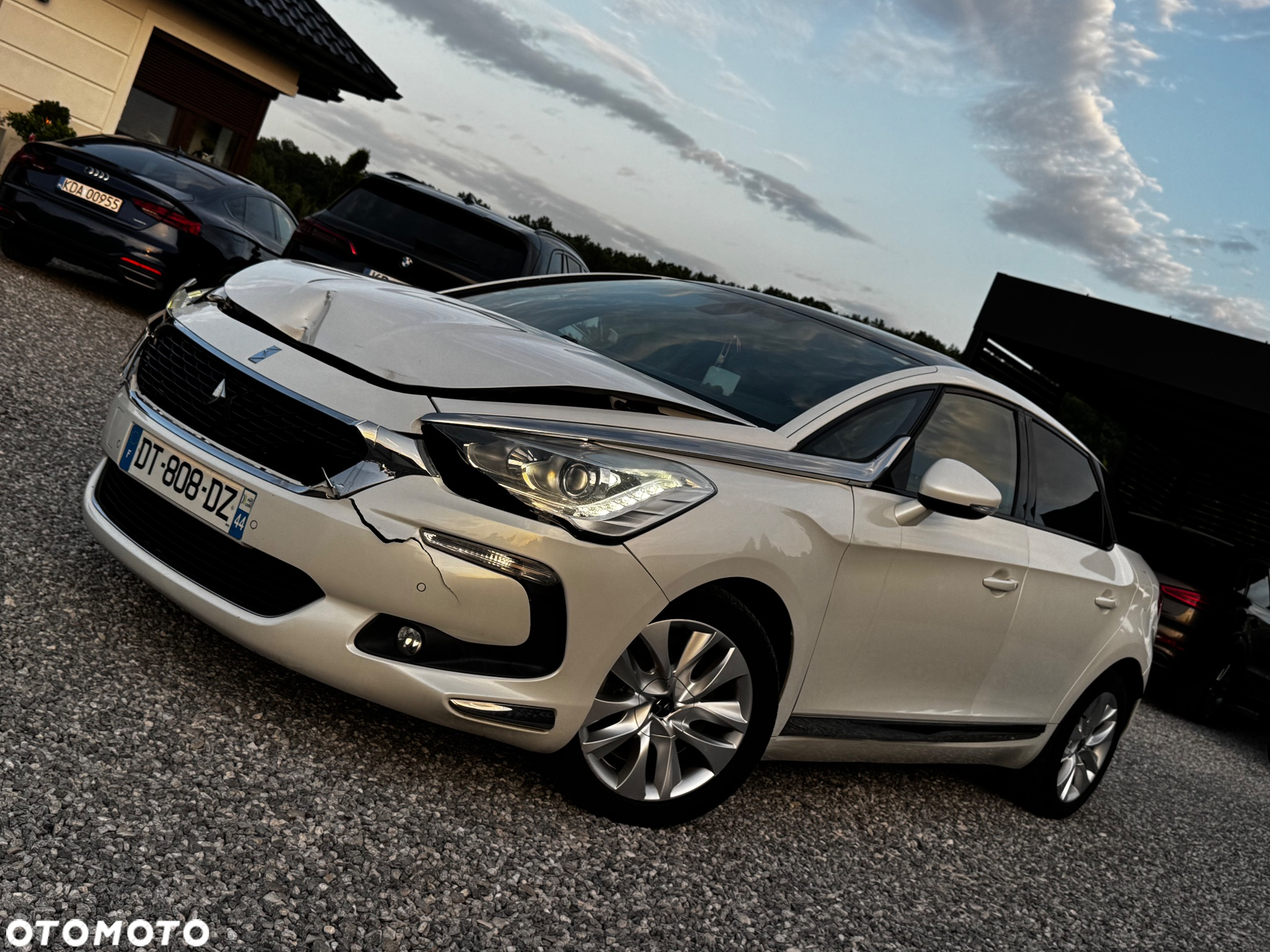 Citroën DS5 2.0 BlueHDi SoChic - 9