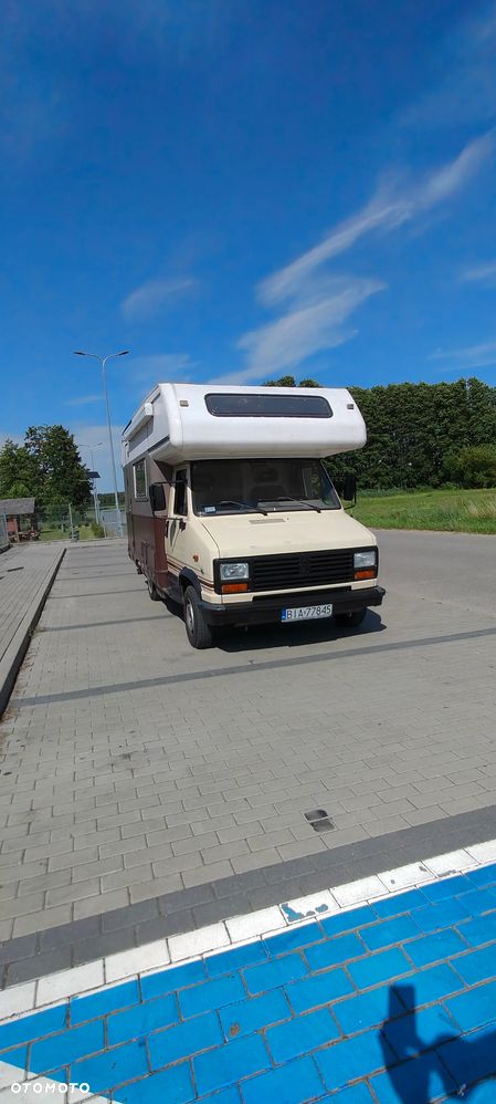 Peugeot J5 - 2