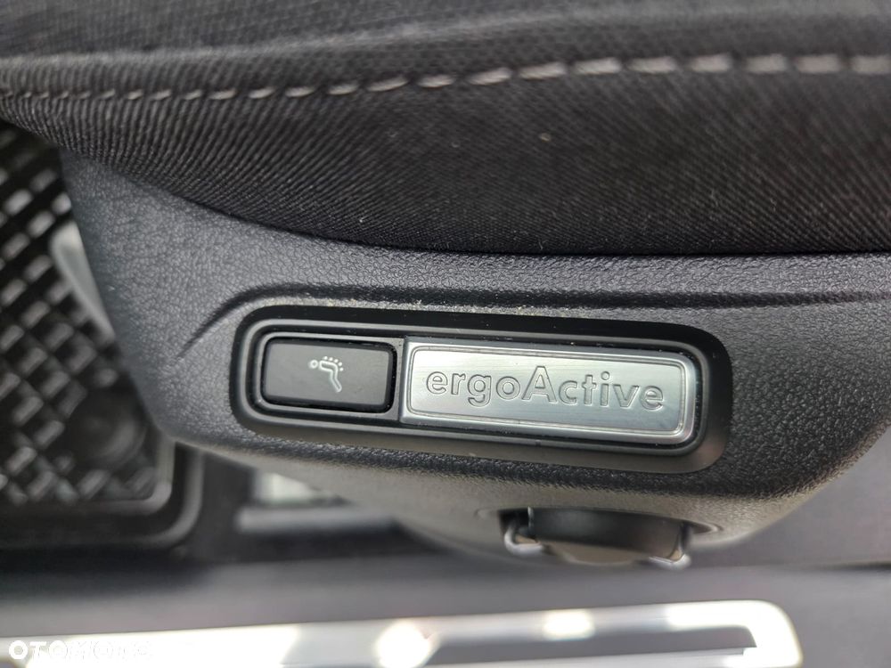 Volkswagen Tiguan 2.0 TDI SCR Elegance DSG - 13