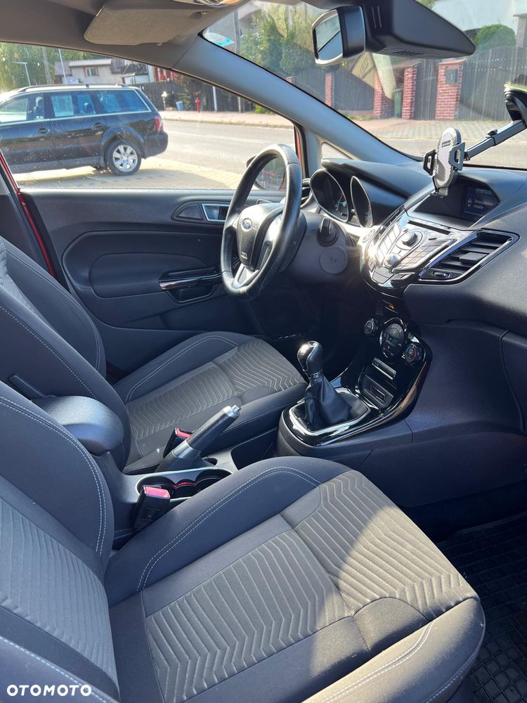 Ford Fiesta 1.0 EcoBoost Titanium - 8