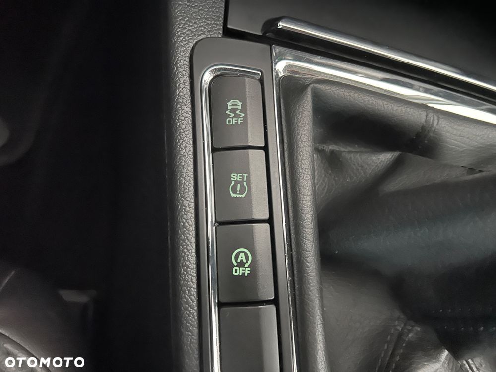 Skoda Superb 1.6 TDI Active Greenline - 40