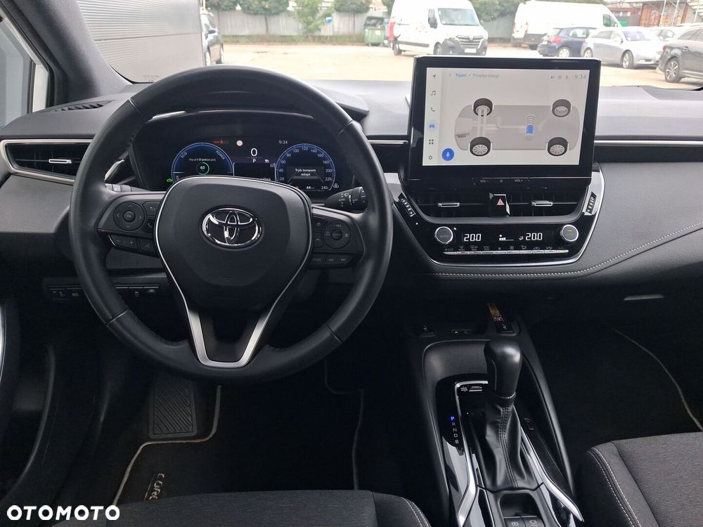 Toyota Corolla 1.8 Hybrid Comfort - 18
