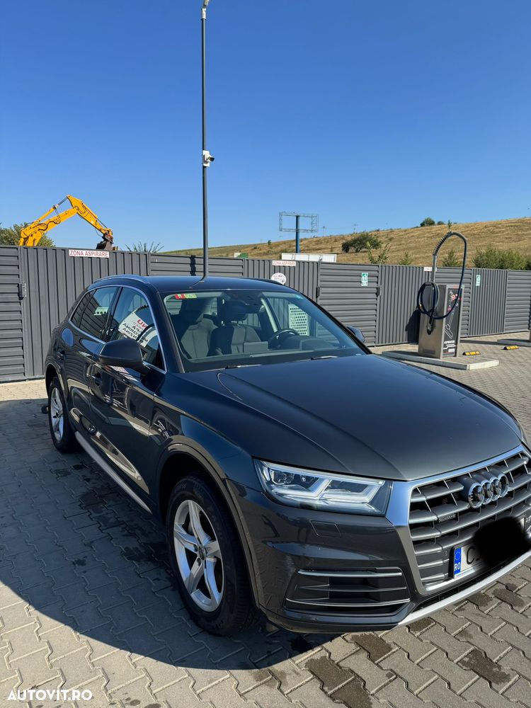 Audi Q5 2.0 40 TDI quattro S tronic Basic - 4