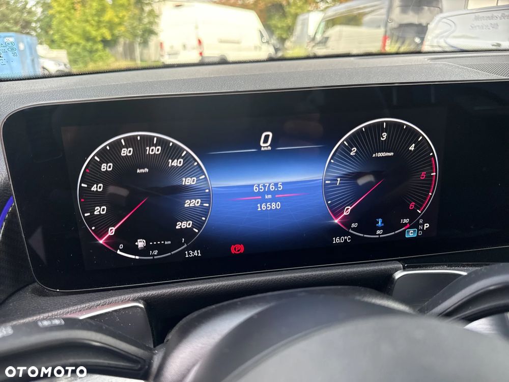 Mercedes-Benz GLB 200 d AMG Line 8G-DCT - 11