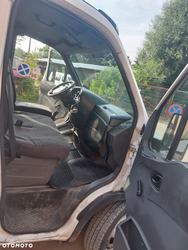 Iveco Daily 35C12V - 4