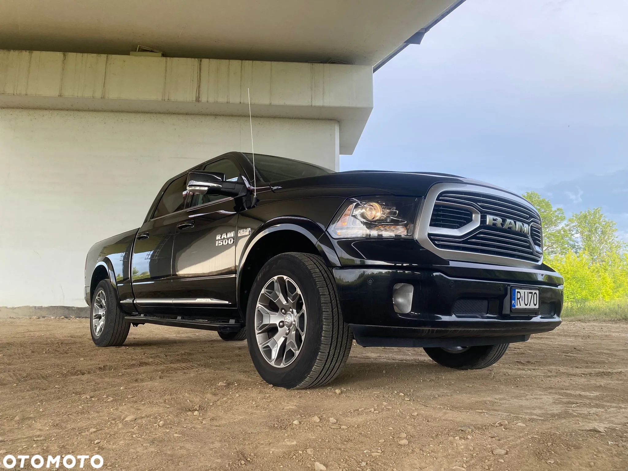 Dodge RAM 1500 5.7 4x4 - 1
