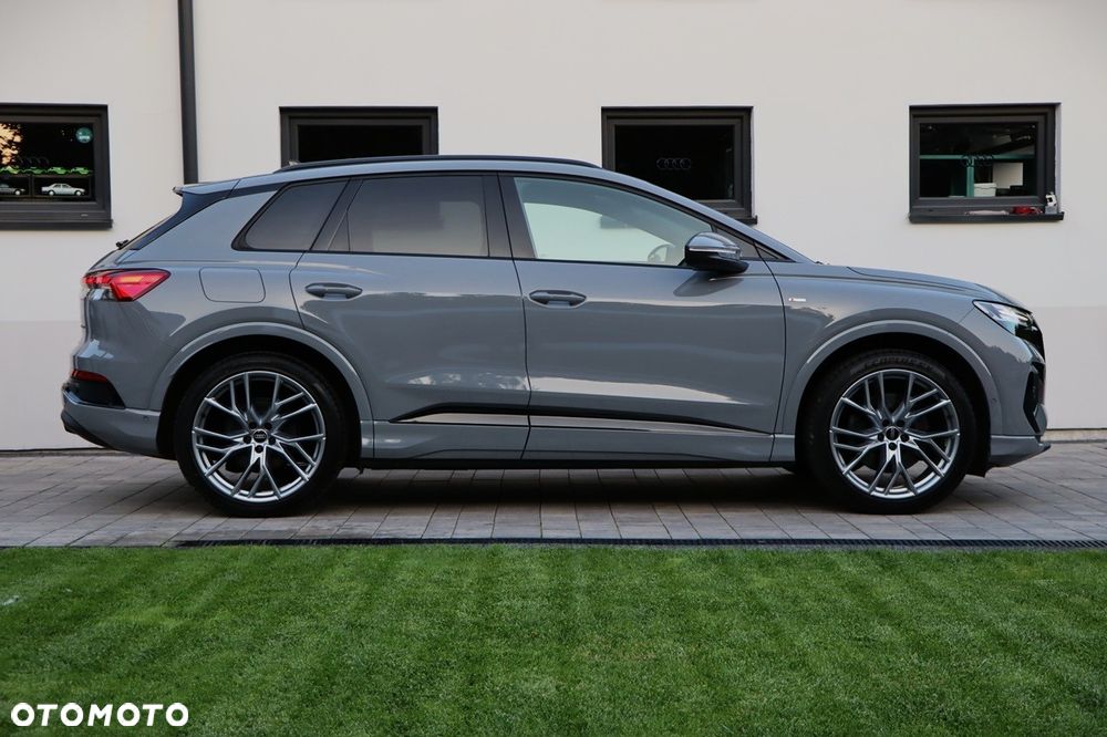 Audi Q4 e-tron - 13