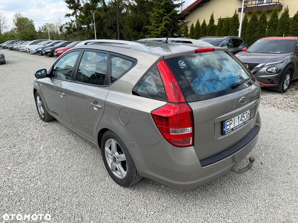 Kia Ceed 1.4 CVVT Attract - 15