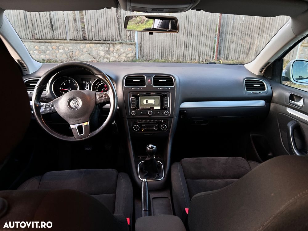 Volkswagen Golf 1.6 TDI DPF BlueMotion Technology MATCH - 8