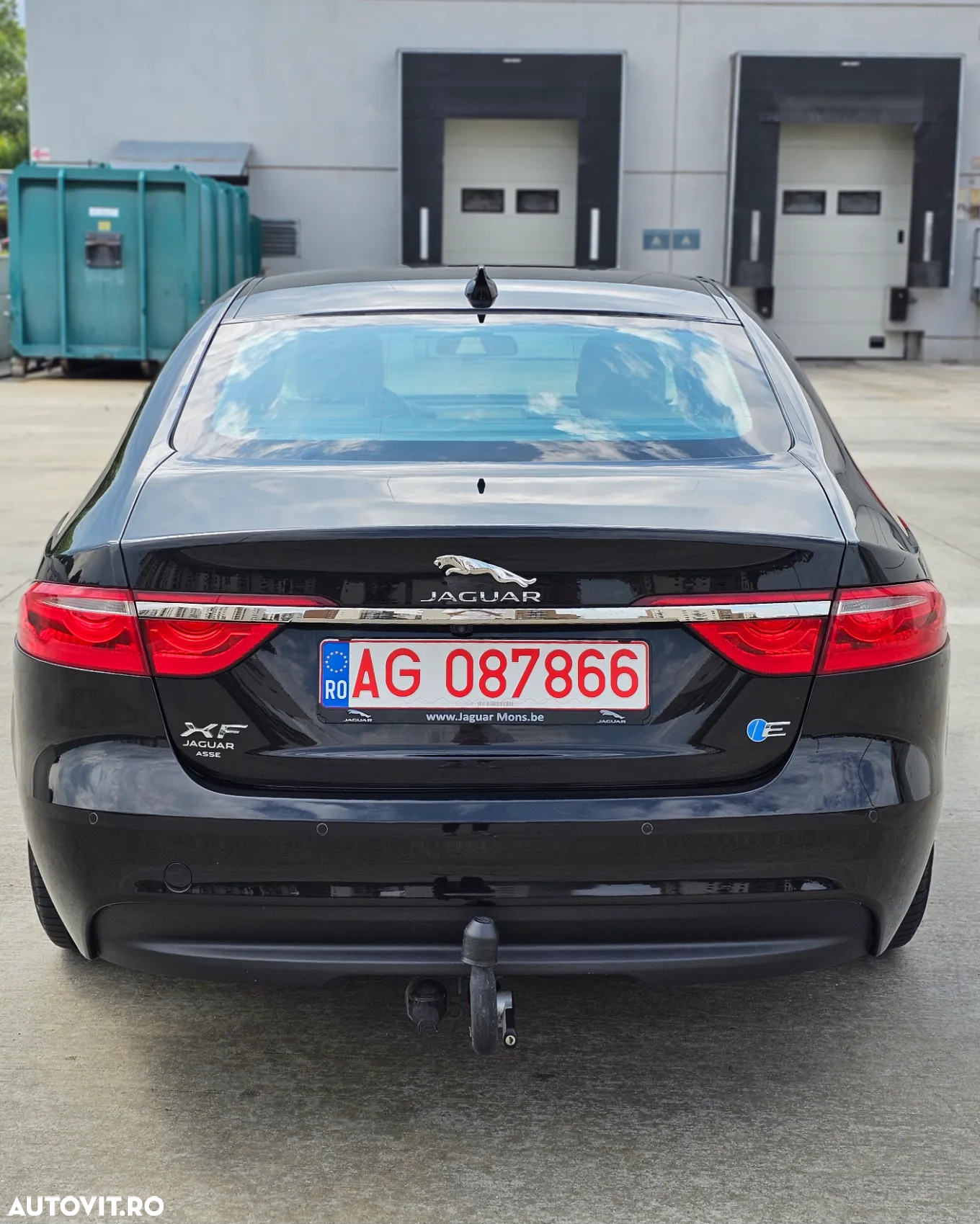Jaguar XF 20d RWD E-Performance Prestige - 11