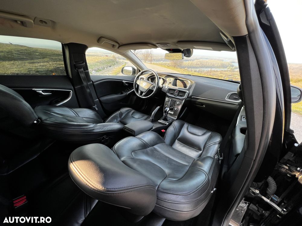 Volvo V40 - 20