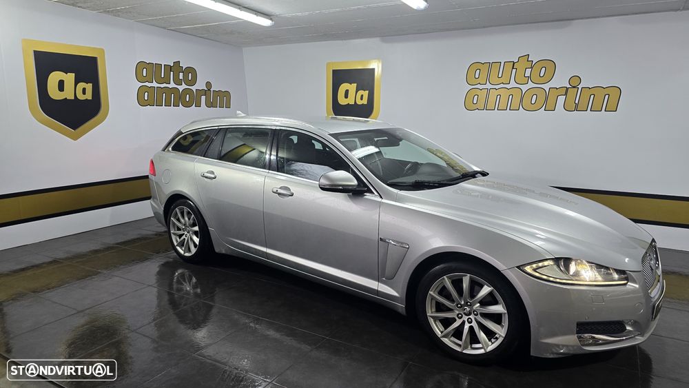 Jaguar XF Sportbrake 2.2 D Premium Luxury - 2
