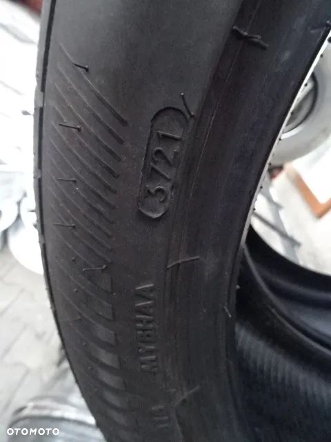 235/40/R19 92H GITI COMFORT A1 - 9