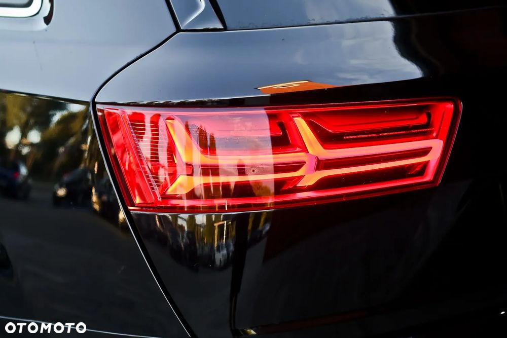 Audi Q7 - 11