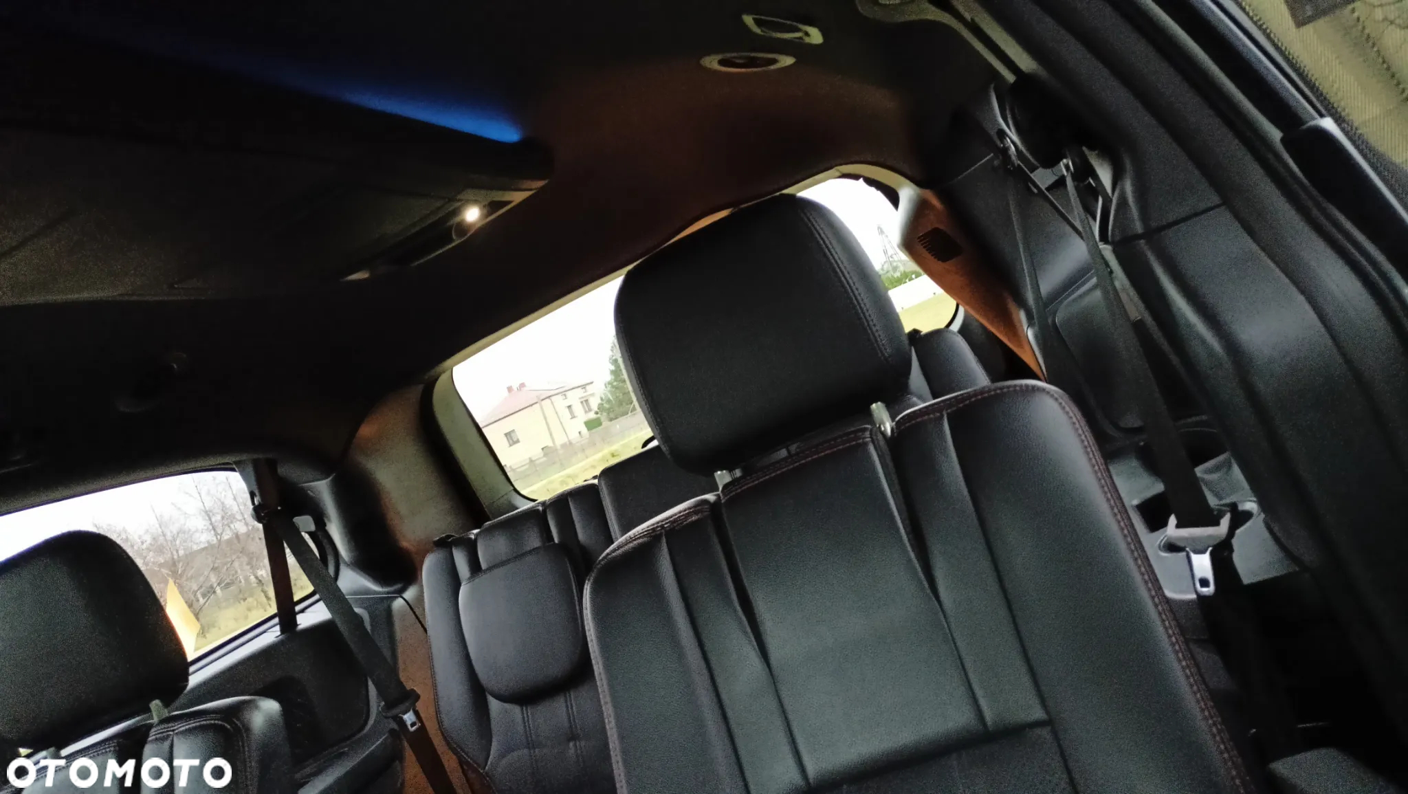 Dodge Grand Caravan - 27