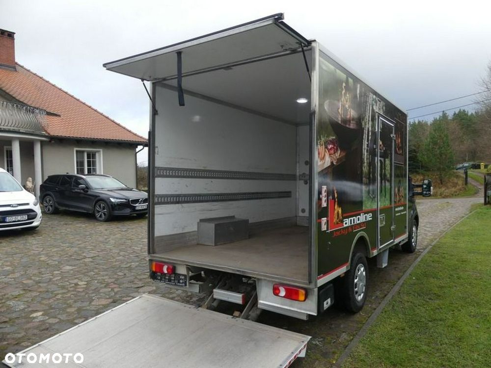 Ford Transit - 13