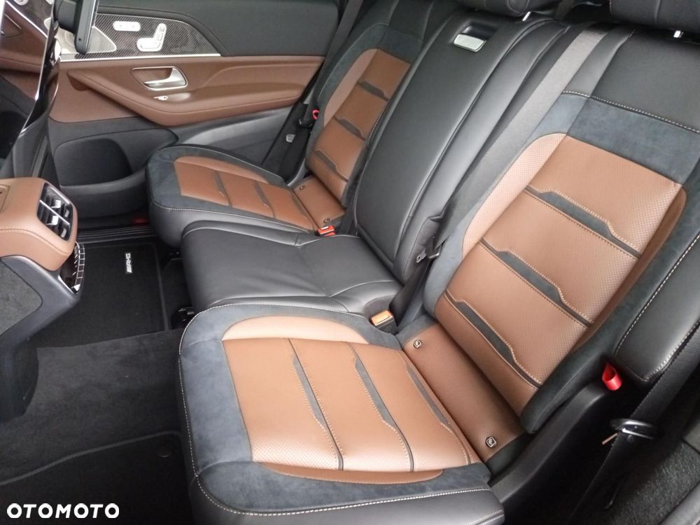 Mercedes-Benz GLS - 9