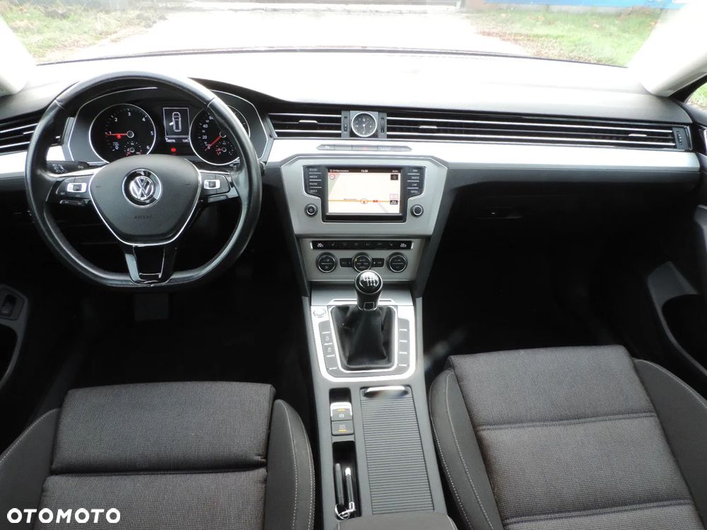 Volkswagen Passat 2.0 TDI SCR (BlueMotion Technology) Comfortline - 7