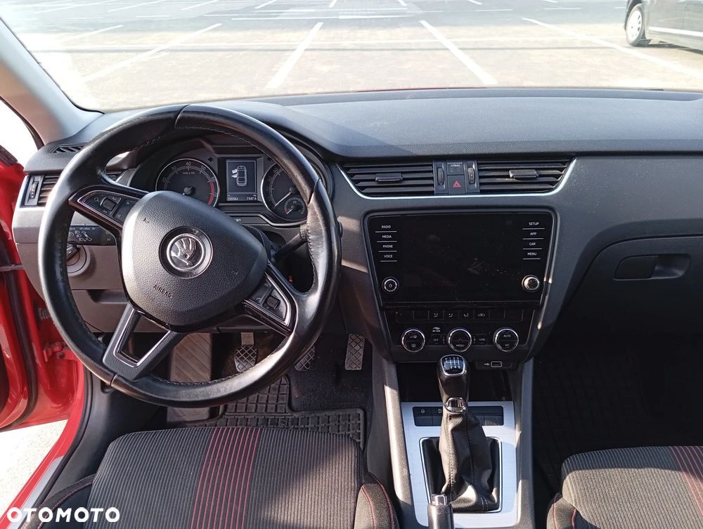 Skoda Octavia 1.4 TSI Ambition - 11