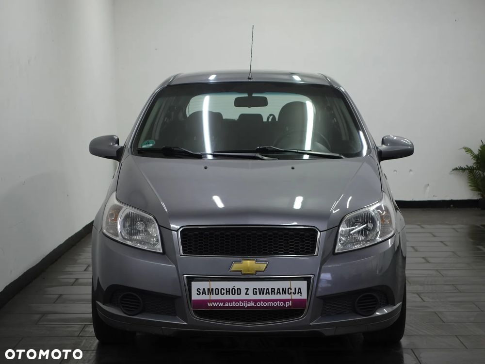Chevrolet Aveo 1.2 - 8