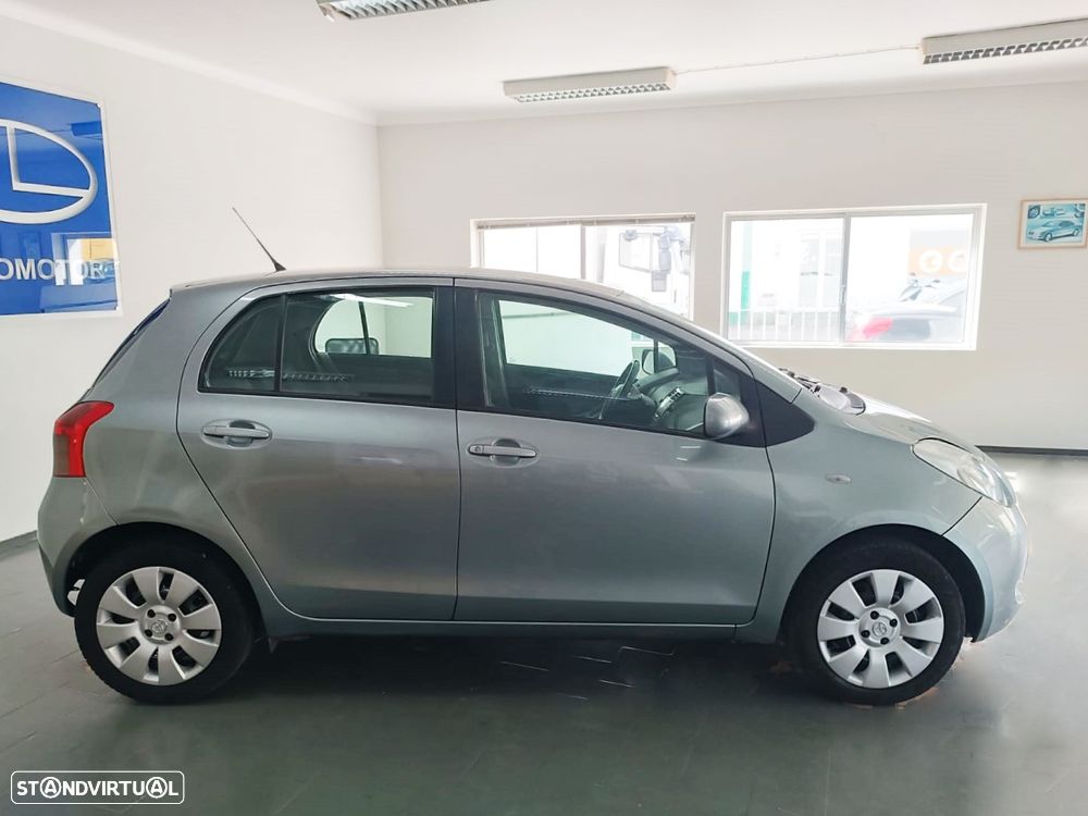 Toyota Yaris 1.0 VVT-i AC - 5