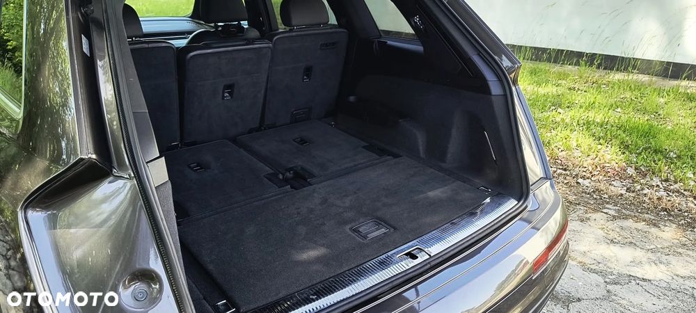 Audi Q7 - 13
