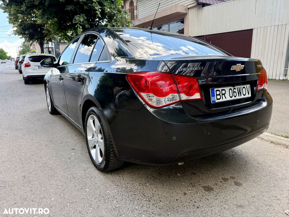 Chevrolet Cruze 1.8 Ecotec LT - 7