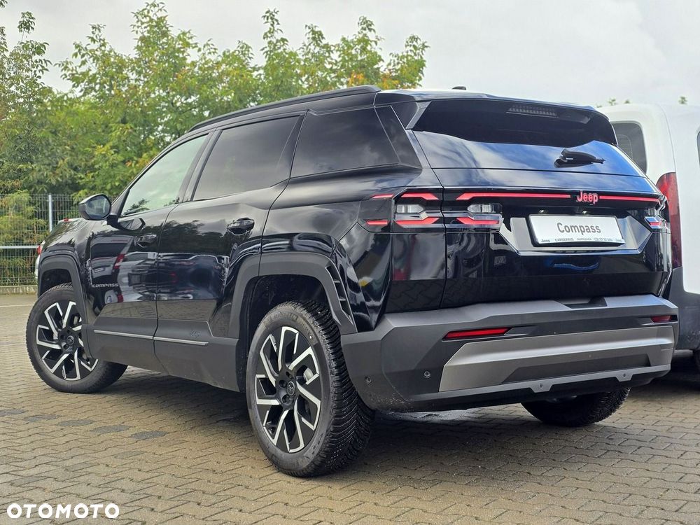 Jeep Compass - 4