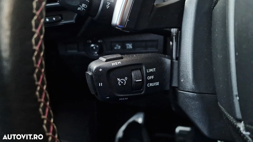 DS Automobiles DS 7 Crossback - 24